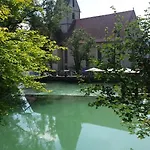 Mit Kleinem Garten Sonnenbühl