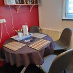 Mit Kleinem Garten Sonnenbühl