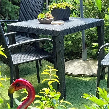 Mit Kleinem Garten Apartamento *