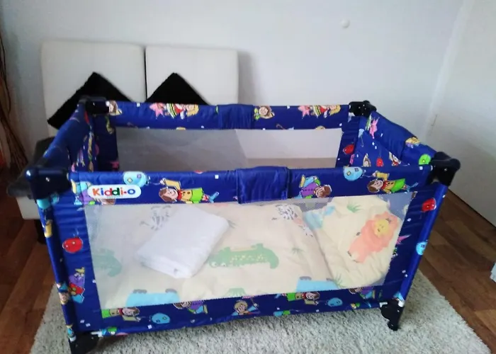 Mit Kleinem Garten Apartamento *