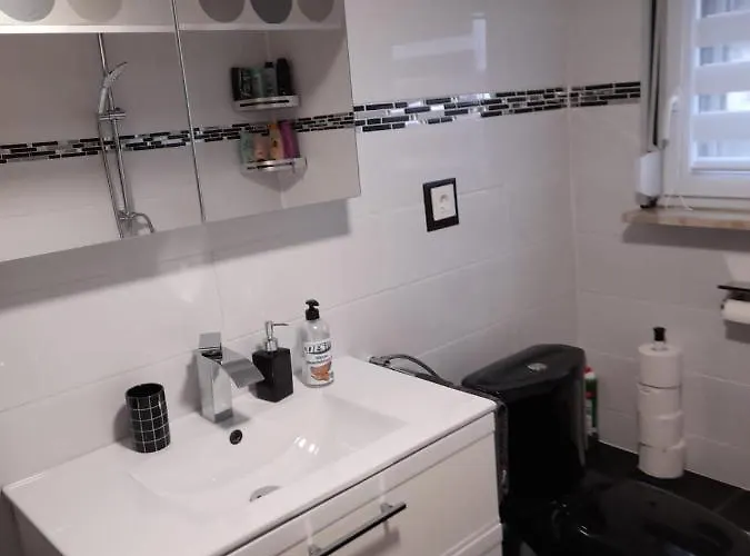 Apartamento Mit Kleinem Garten